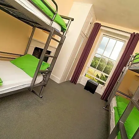 Yha Coniston Holly Hotel Kendal