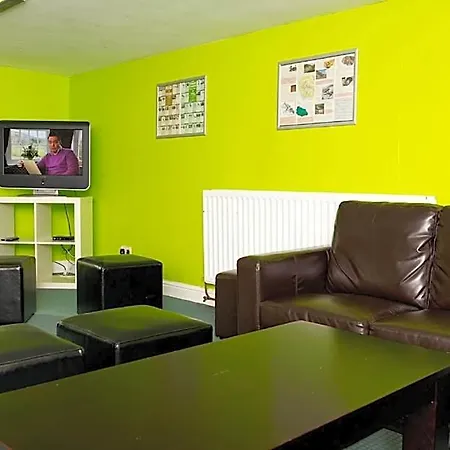 Yha Coniston Holly Hotel Kendal